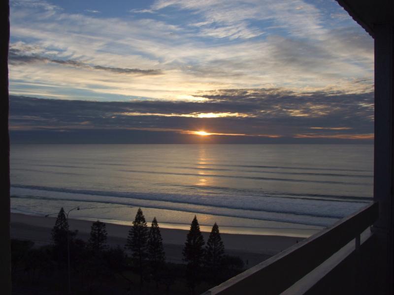 The Shore Apartments - Beachfront Gold Coast Exterior foto