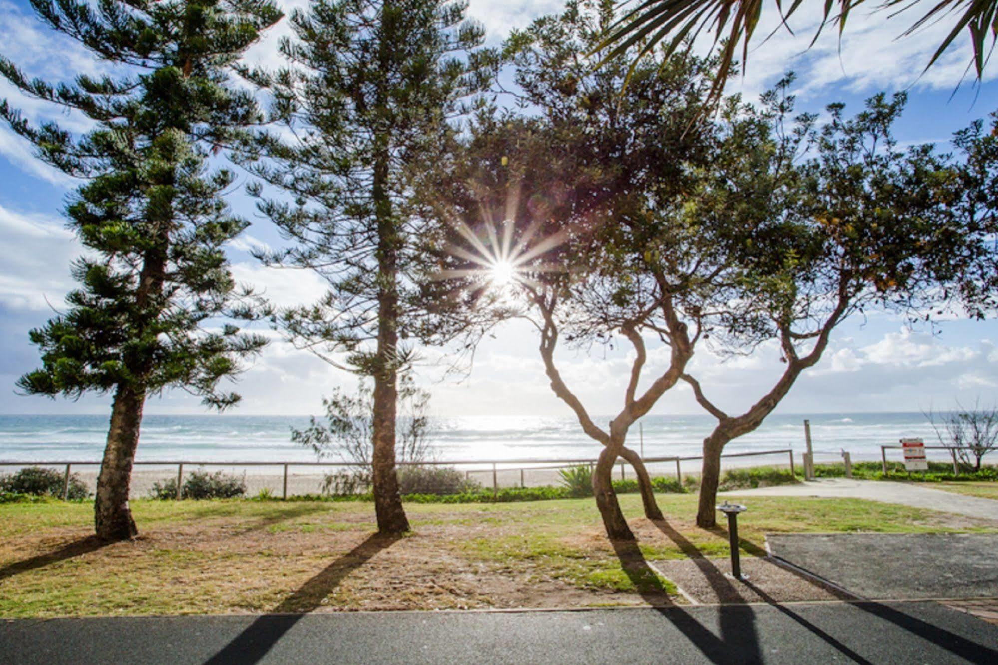 The Shore Apartments - Beachfront Gold Coast Exterior foto
